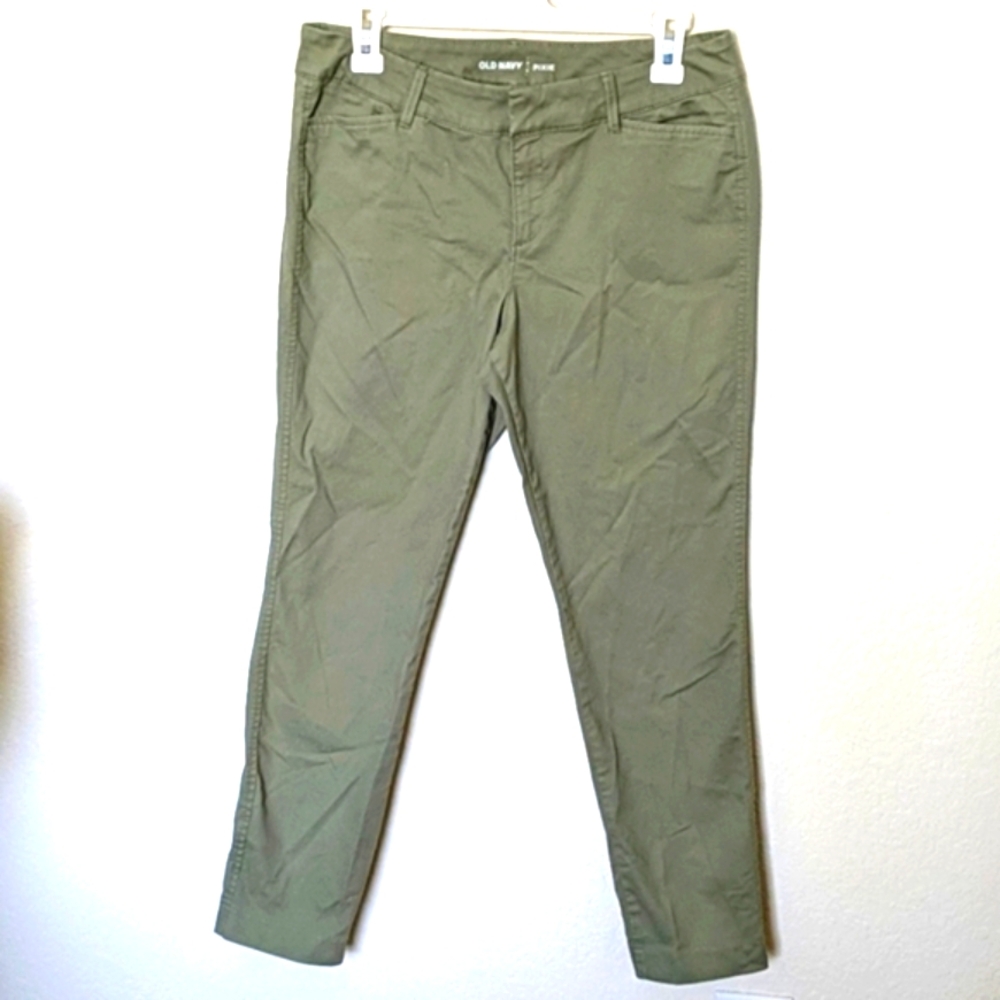 Old Navy Pixie Green Regular Cropped Khaki Pants